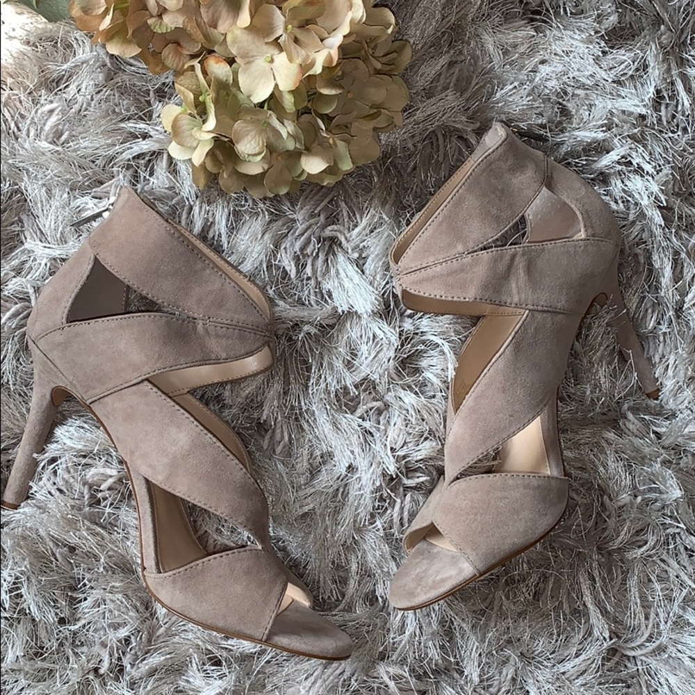 Vince Camuto Heels
